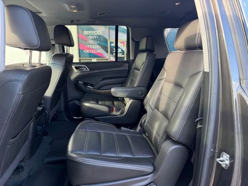 Used 2019 GMC Yukon XL Denali image 11