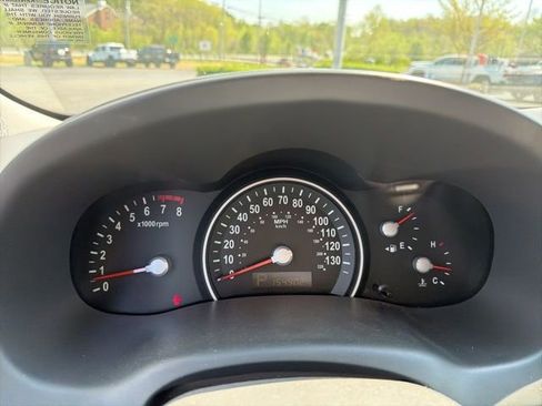 Used 2012 Kia Sedona EX w/ Luxury Pkg FWD image 12