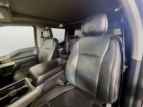 Used 2017 Ford F250 Lariat w/ Lariat Ultimate Package AWD/4WD image 12