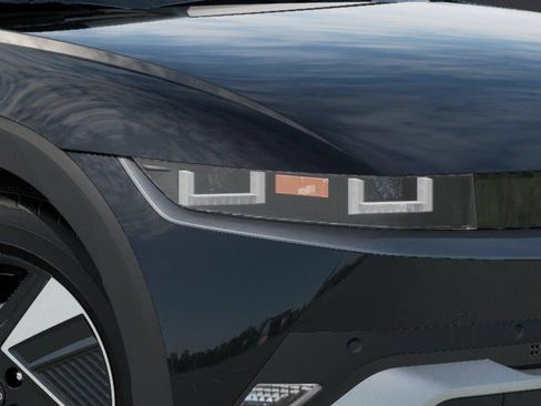 New 2026 Hyundai Ioniq 5 SE AWD/4WD image 9
