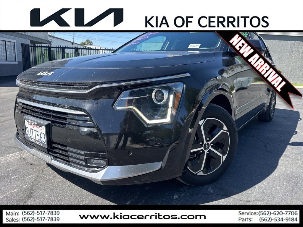 Certified 2024 Kia Niro FWD image 1