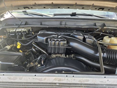 Used 2015 Ford F250 XL w/ Power Equipment Group image 25