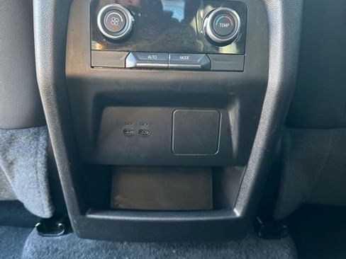 Used 2025 Buick Enclave Preferred image 16