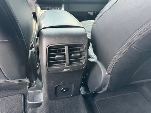 Used 2025 Ford Escape ST-Line Select AWD/4WD image 21