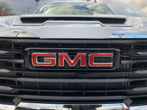 New 2026 GMC Sierra 2500 Pro image 10