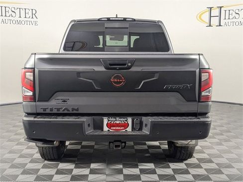 Used 2023 Nissan Titan PRO-4X w/ Pro-4x Convenience Package image 6