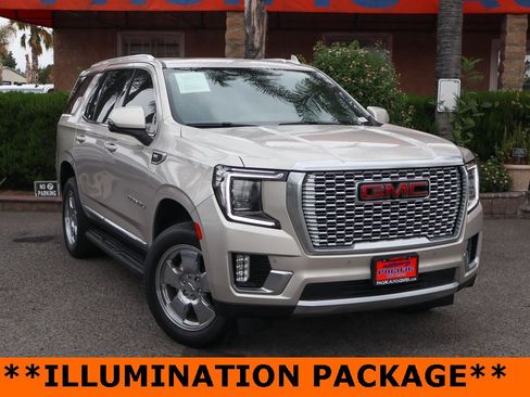 Used 2021 GMC Yukon Denali w/ LPO, Illumination Package image 2