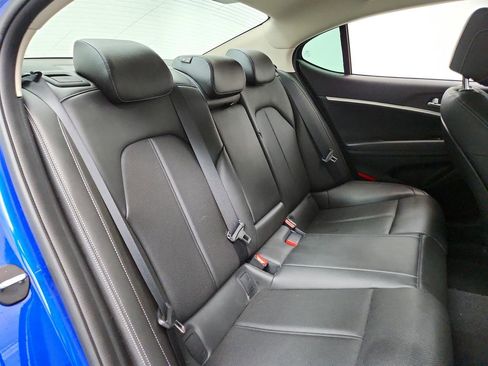 Used 2022 Genesis G70 2.0T image 29