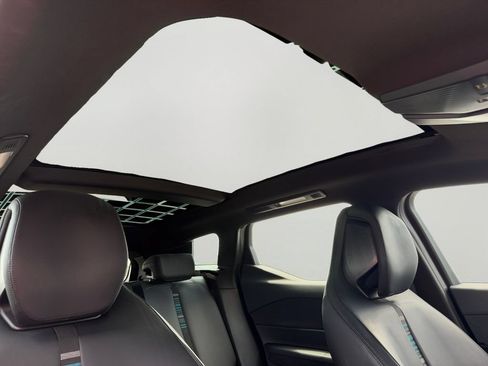 Used 2023 Fisker Ocean Extreme AWD/4WD image 7