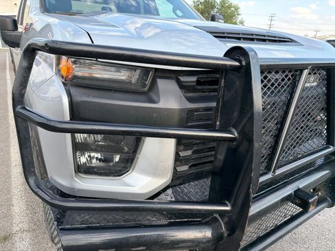 Used 2022 Chevrolet Silverado 2500 W/T w/ WT Convenience Package AWD/4WD image 4