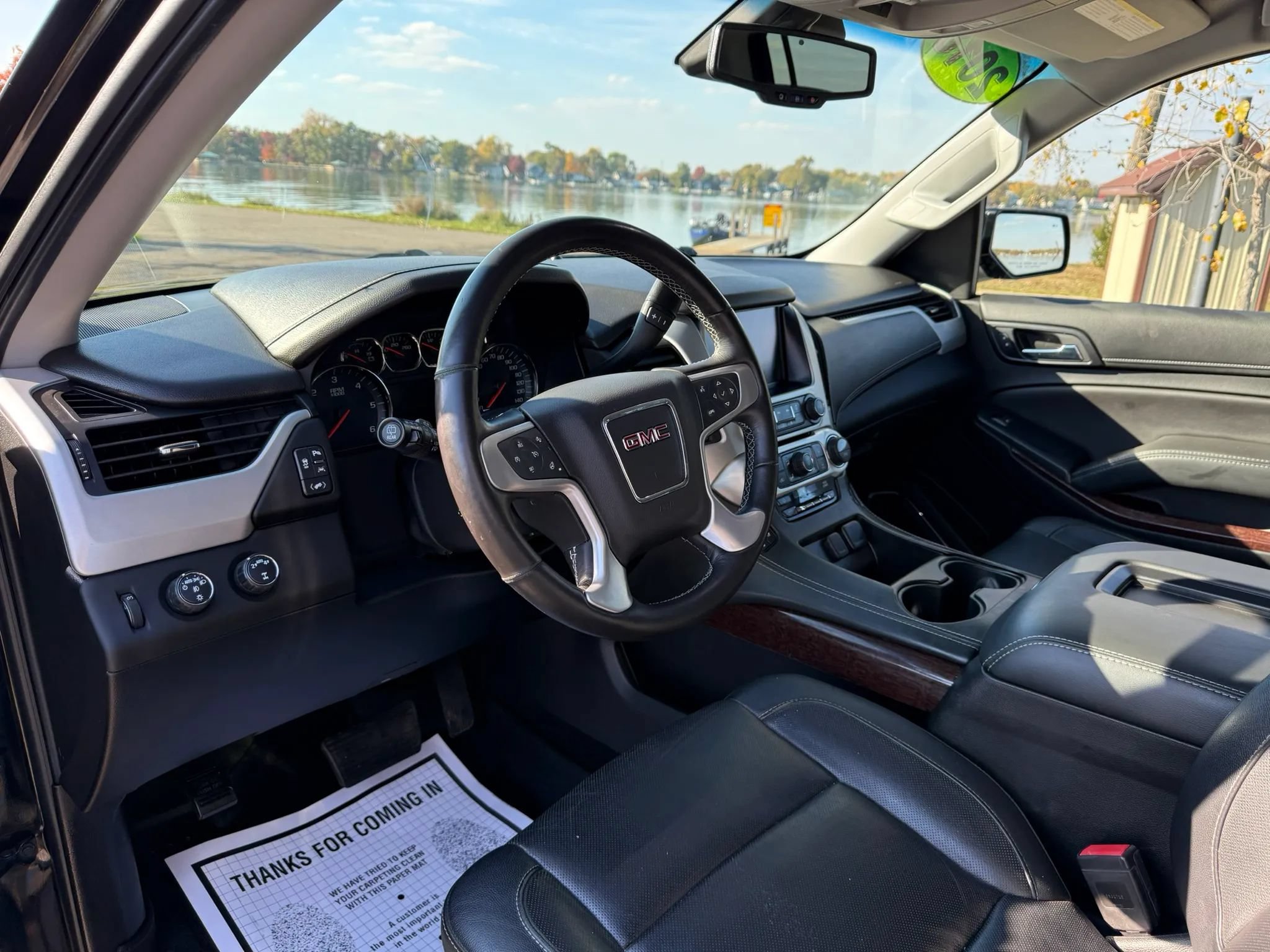 Used 2018 GMC Yukon XL SLT AWD/4WD image 10