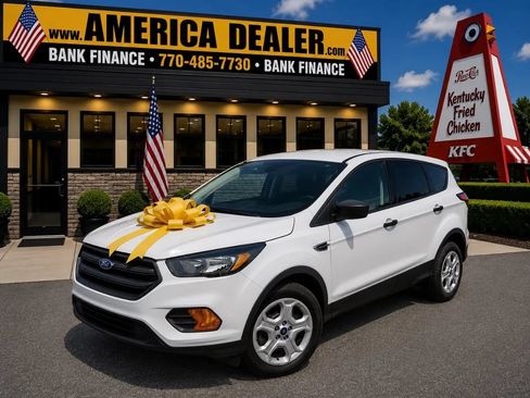 Used 2018 Ford Escape S FWD image 10