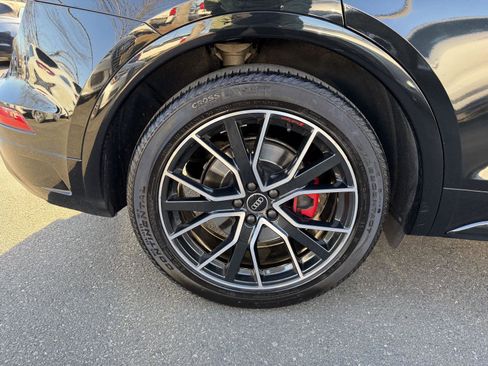 Used 2023 Audi SQ5 Premium Plus w/ Premium Plus Package image 9