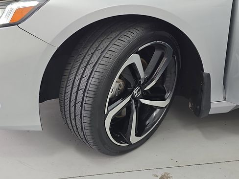 Certified 2022 Honda Accord Sport Special Edition image 31