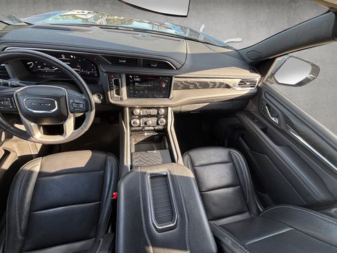 Used 2022 GMC Yukon Denali image 3