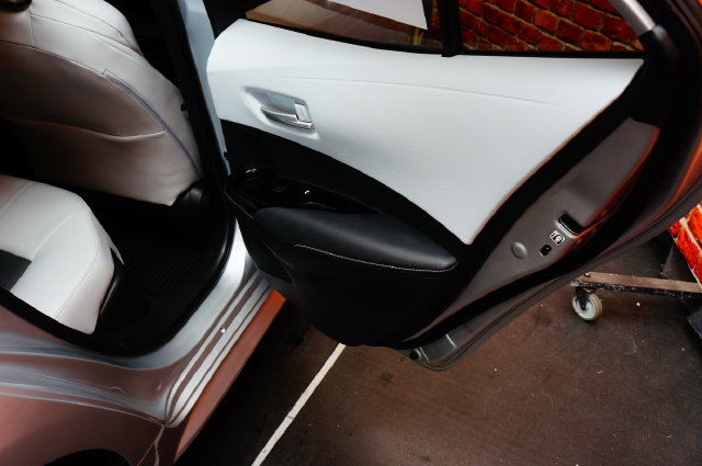Used 2025 Toyota Corolla XSE FWD image 43
