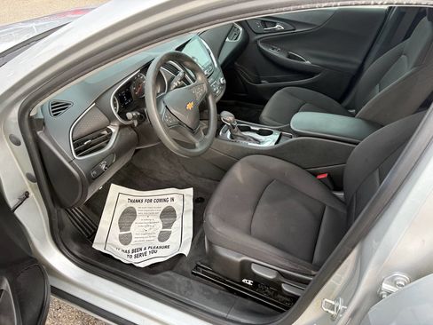 Used 2021 Chevrolet Malibu LS image 10