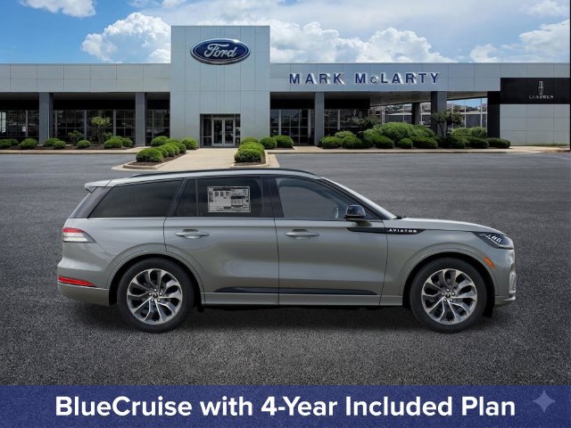 New 2027 Lincoln Aviator 2WD w/ Jet Appearance Package image 5