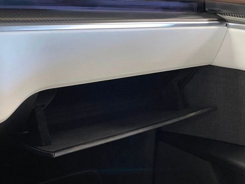 Used 2022 Tesla Model X Plaid image 51