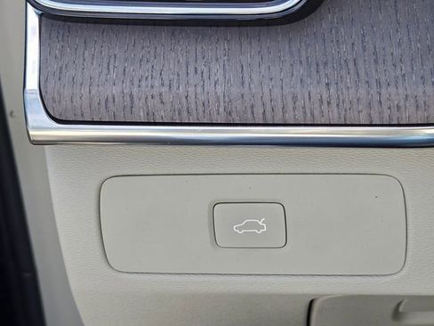 New 2026 Volvo XC90 B6 Ultra w/ Protection Package Premier AWD/4WD image 26