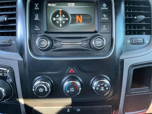 Used 2017 RAM 1500 Express image 28