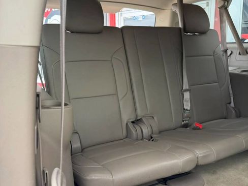 Used 2015 Chevrolet Suburban LTZ AWD/4WD image 17