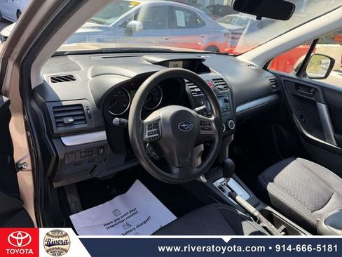 Used 2015 Subaru Forester 2.5i Premium w/ All-Weather Package AWD/4WD image 9