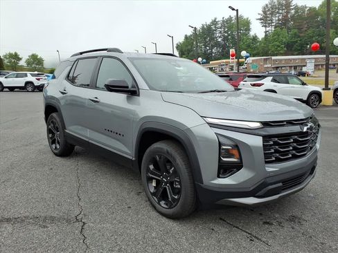 New 2026 Chevrolet Equinox LT w/ Convenience Package II AWD/4WD image 10