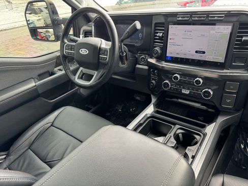Used 2024 Ford F250 Lariat w/ Lariat Ultimate Package image 30