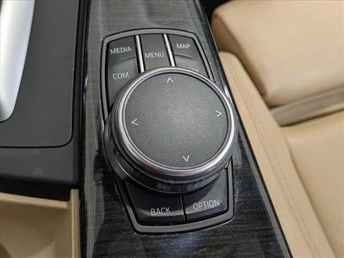 Used 2018 BMW 330i Sedan RWD image 9
