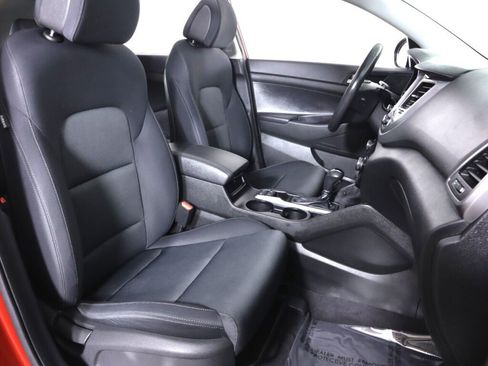 Used 2018 Hyundai Tucson Value AWD/4WD image 42