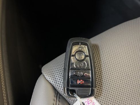 New 2025 Lincoln Corsair Grand Touring w/ Equipment Group 302A image 39