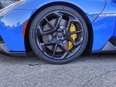 New 2023 Maserati MC20 Coupe image 24