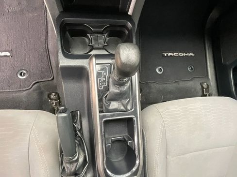 Used 2019 Toyota Tacoma SR5 image 29