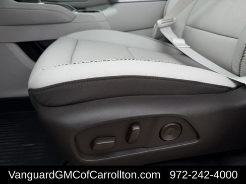 New 2027 GMC Terrain Denali w/ LPO, Floor Liner Package AWD/4WD image 24