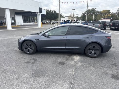 Used 2023 Tesla Model 3 Standard Range image 7