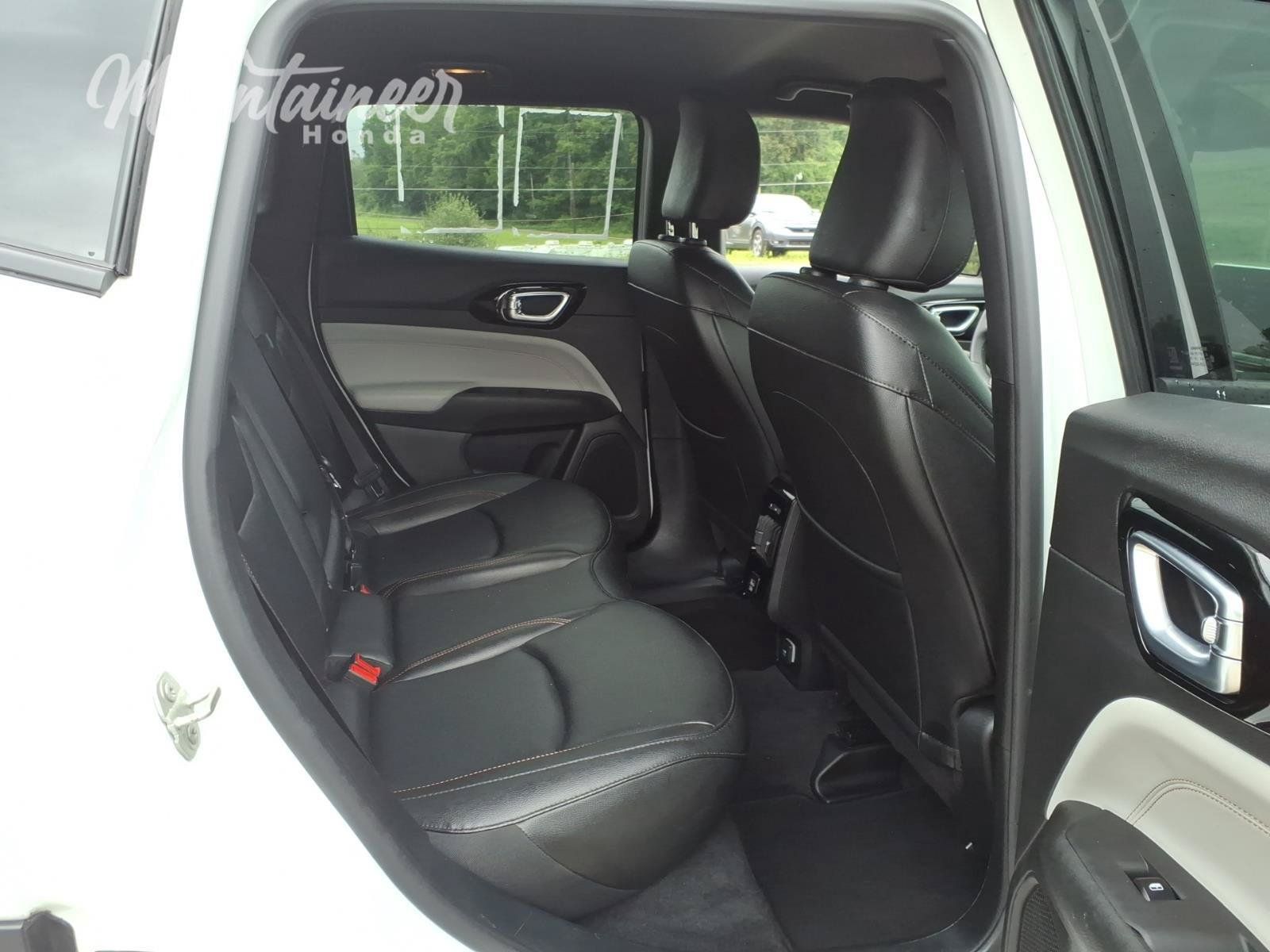 Used 2024 Jeep Compass Limited AWD/4WD image 16