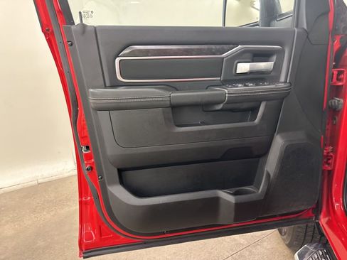 Used 2024 RAM 2500 Big Horn w/ Bed Utility Group image 31