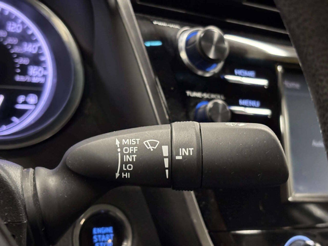 Used 2019 Toyota Camry LE w/ Convenience Package FWD image 35