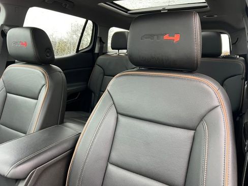 Used 2023 GMC Acadia AT4 w/ Technology Package AWD/4WD image 15