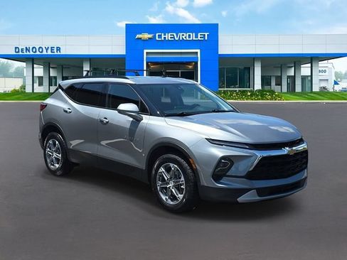 Used 2023 Chevrolet Blazer LT w/ Convenience Package AWD/4WD image 5