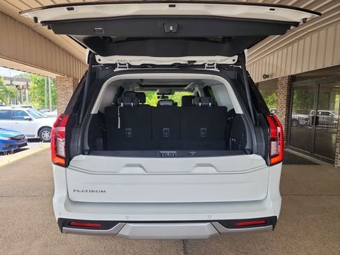 New 2025 Ford Expedition Platinum w/ Driver's Package image 40