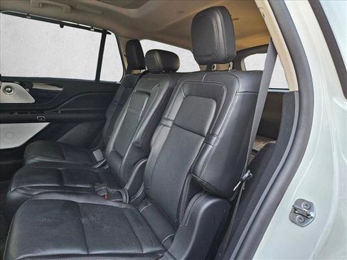 Used 2023 Lincoln Aviator Reserve w/ Equipment Group 201A image 22