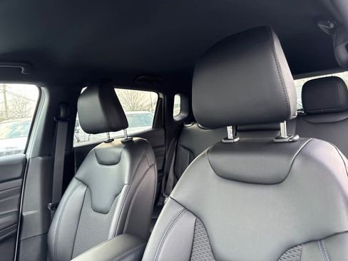 New 2026 Jeep Compass Latitude image 14