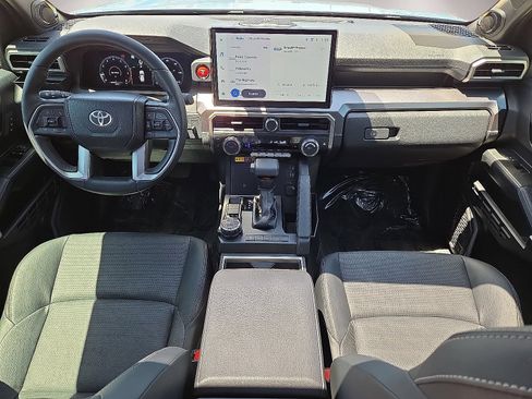 Used 2025 Toyota 4Runner TRD Off-Road Premium w/ Tow Technology Package AWD/4WD image 17