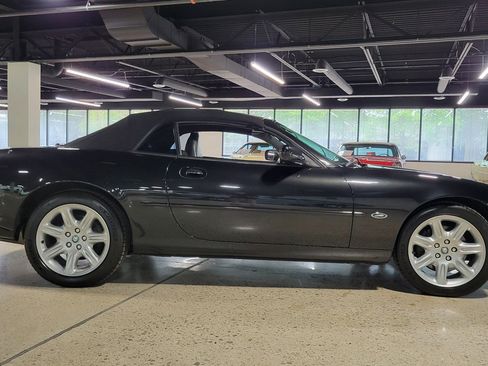 Used 2000 Jaguar XK8 Convertible RWD image 35