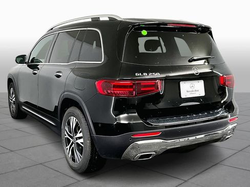 New 2026 Mercedes-Benz GLB 250 image 4