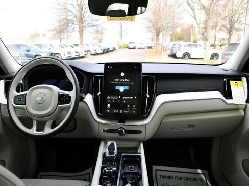 New 2026 Volvo XC60 T8 Ultra w/ Protection Package Premier image 18