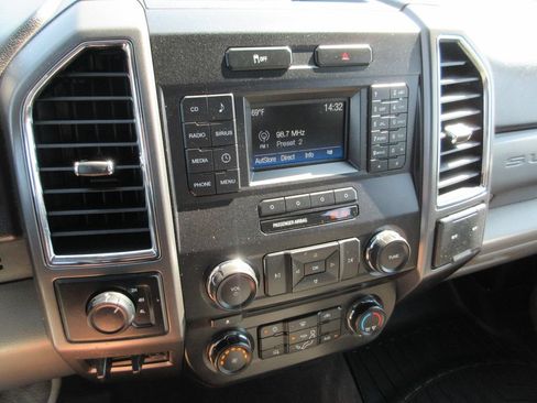 Used 2018 Ford F250 XLT AWD/4WD image 26