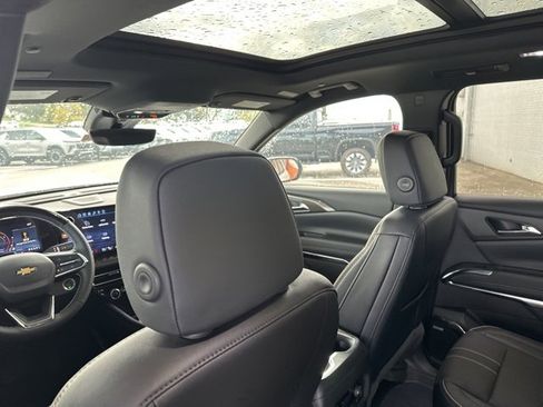New 2026 Chevrolet Traverse High Country w/ LPO, Floor Liner Package image 31